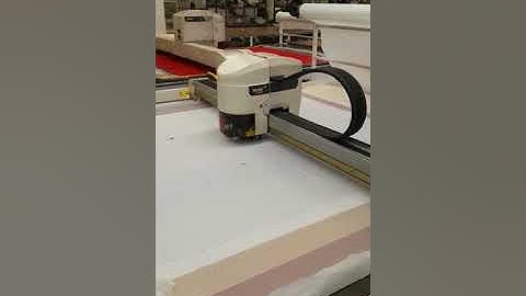 Lectra Vector 2500 Automated cutting machine