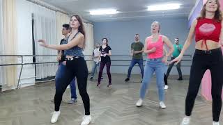 BACHATA DANCE | БАЧАТА ПИНСК | Latina club  урок октябрь 2022 разминка