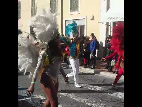 Video: Carnevale-tradisies en -feeste in Italië