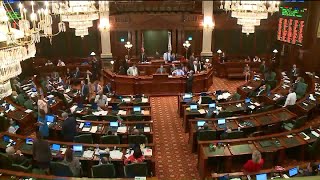 Illinois lawmakers working to legalize recreational marijuana