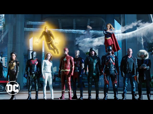 The Flash, Arrow, and Supergirl All Crossover | Crisis on Earth-X | DC Asia class=
