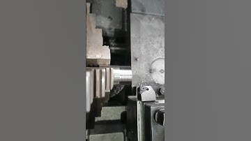 Thread cutting on lathe #cnc #machine #tools #cnclathe