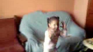 GABY DANÇANDO REBOLATION