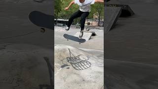 Mark Suciu #skateboarding at Les