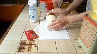 Как приготовить вкусное тесто для пиццы и рецепт пиццы дома. Как приготовить вкусное тесто для пиццы и рецепт пиццы дома.