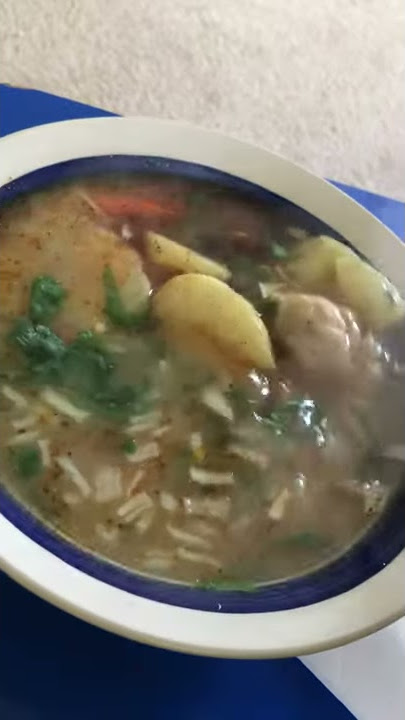Caldo de pollo