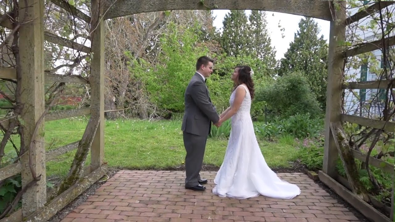 Riley & Alexis // Gresham, OR - YouTube