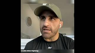 Alexander volkanovski praises Islam makhachev