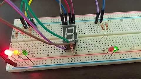 Ex: 4. Semáforo Simples com Led 7 Segmentos