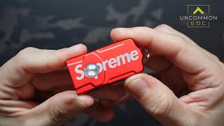 小物 Supreme x Fenix E03R Flashlight Keychain Supreme Fenix E03R Flashlight Keychain (FW24) - $48