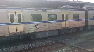3721次經由沙崙線開往沙崙的EMU610四輛一組區間車