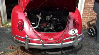 1964 VW Beetle 1200 cc idling and revving