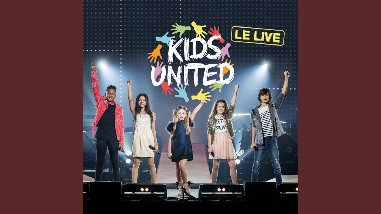 New live child. Kids Live. One Live Kids. Live for Kids. We are Kids United on ecrit sur les murs.