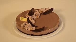ヘーゼルナッツとチョコレートブラウニーのシンプルケーキ/チョコの羽根/人気カフェ紹介/プードル/犬と険悪なムード