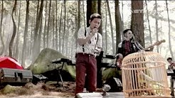 D'Masiv - Sabda Alam (Chrisye Cover) (Live at Music Everywhere) **  - Durasi: 4:38. 