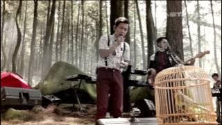 D'Masiv - Sabda Alam (Chrisye Cover) (Live at Music Everywhere) **