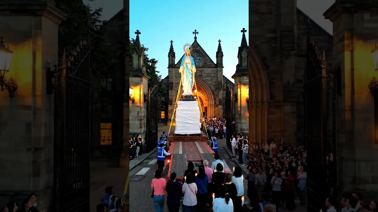 Year-End Moment: Welcoming the Statue of Jesus to the Church — New Year Prayer 