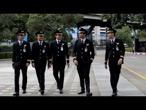 Video: Thai-Airways-piloter, Der Ikke Var I Orden, Krævede Førsteklasses Sæder, Hvilket Medførte En Forsinkelse På To Timer