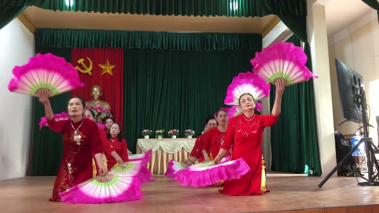 Múa Lời ru tình mẹ bài múa đẹp nhất ninh. Nguyễn ￼