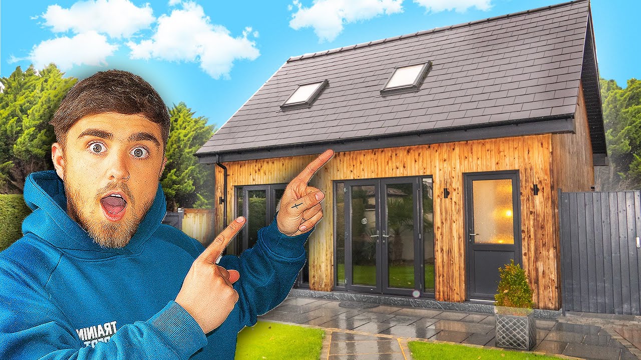 STARTING MY DREAM HOME RENOVATION 🏡 (Studio Renovation)