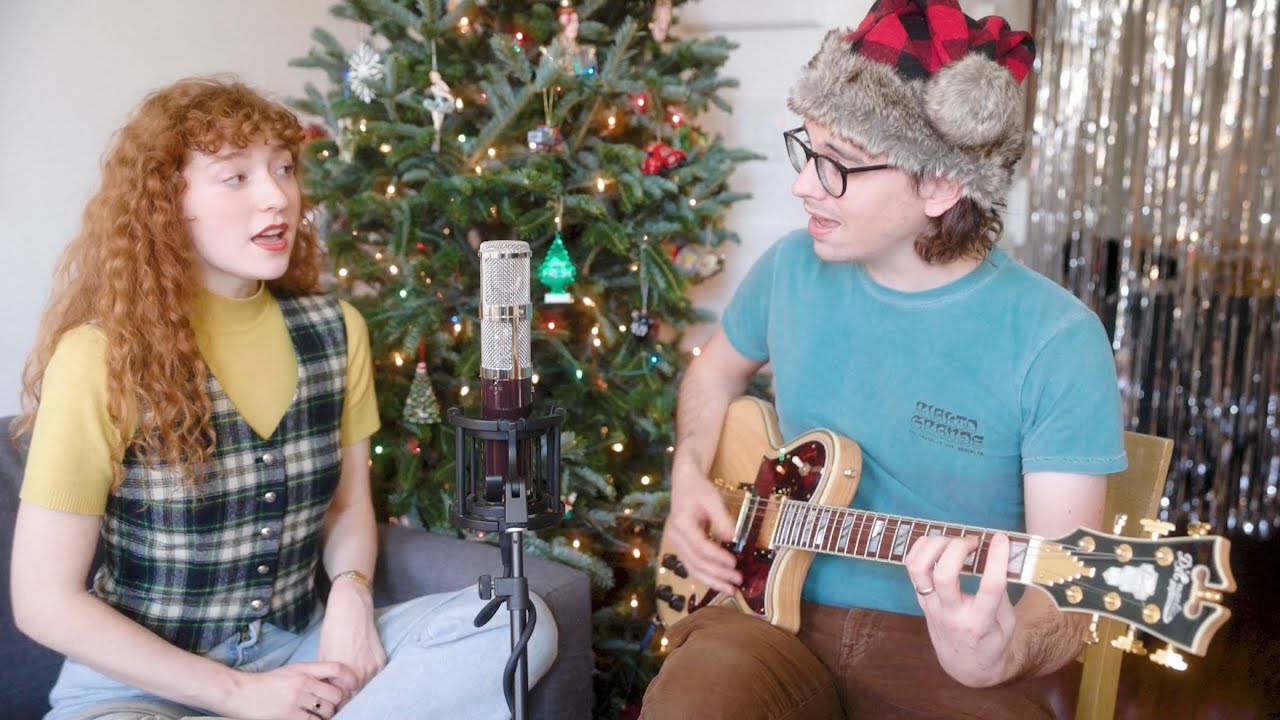 Skating - Vince Guaraldi Trio (Allison Young & Joshua Lee Turner) adlı videoyu YouTube'da izle Skating - Vince Guaraldi Trio (Allison Young & Joshua Lee Turner) adlı videoyu YouTube'da izle