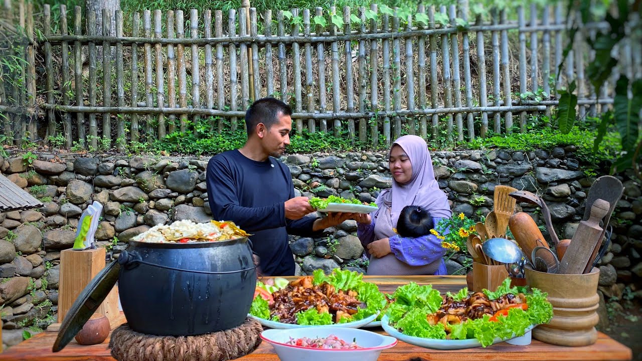 Кальмары на гриле с сырым самбалом и рисом с анчоусами и лавровым листом | Совместные обеды