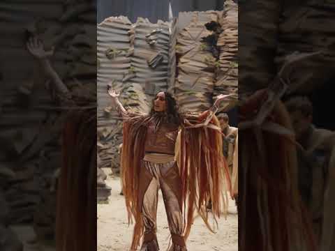 كواليس تصوير و تسجيل حلا الترك لمسرحية في زين الزمان Freepalestin Explore