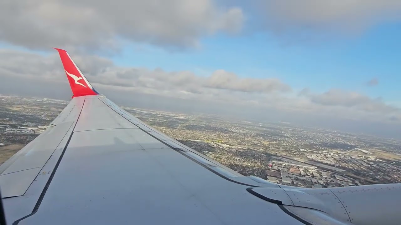 Qantas 737-800 Take-Off from Melbourne with Stunning City Views!