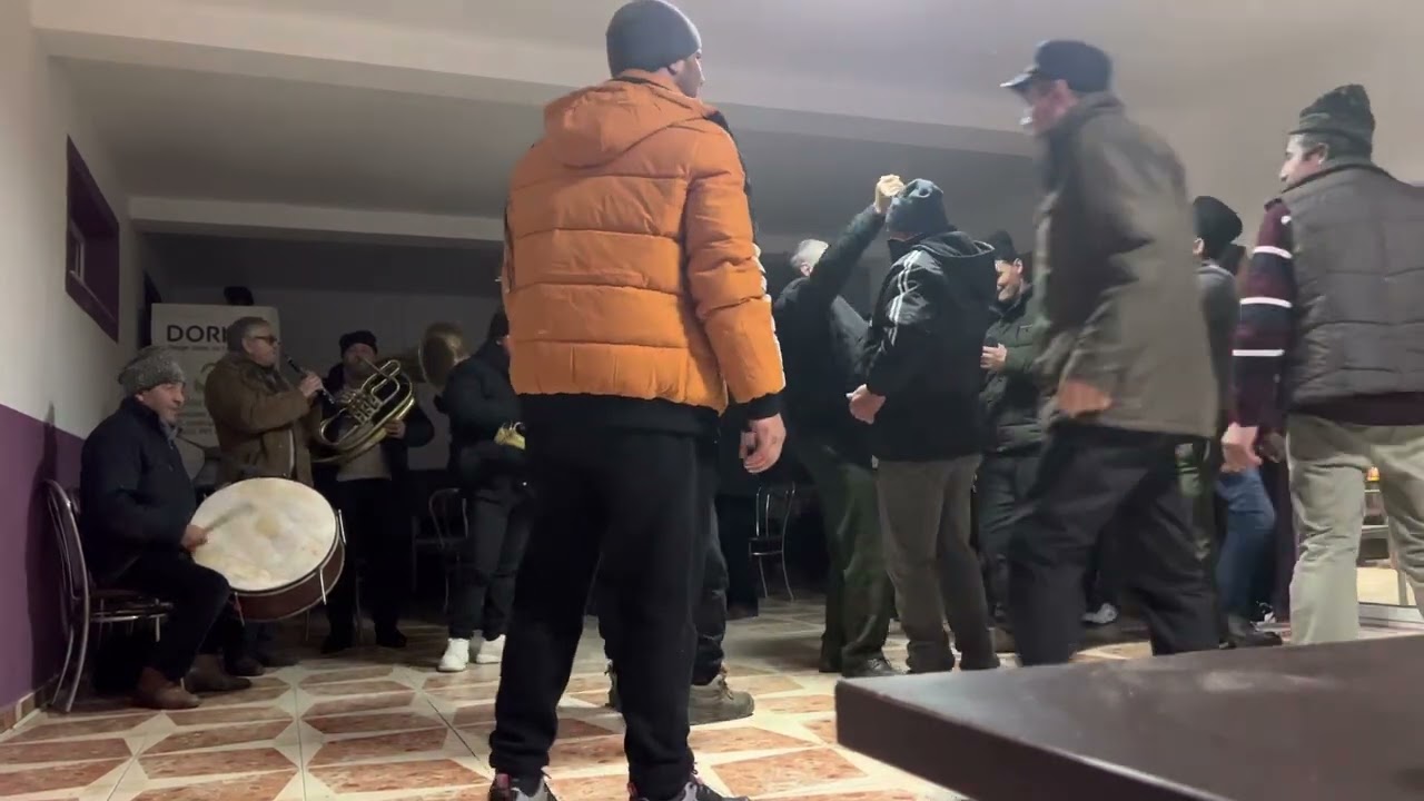 Fanfara lui Raducu Melinte - Sfântul Nicolae la Târzii 4