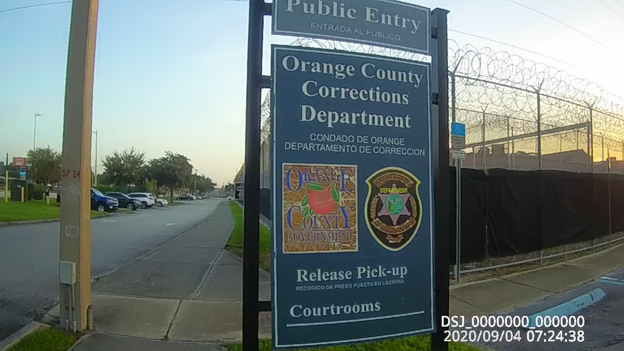 Walking along John Young Parkway from Americana Blvd to the 33rd Street