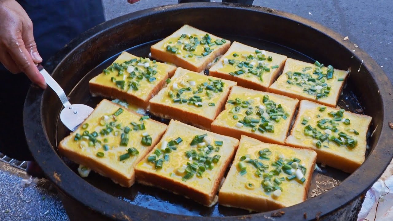 ⁣Popular Breakfast！Omelet Bread, Omelet Green Onion Pancakes, Fried Buns/在地人激推！美味台式早餐-蛋餅、蔥油餅、水煎包、歐姆吐司