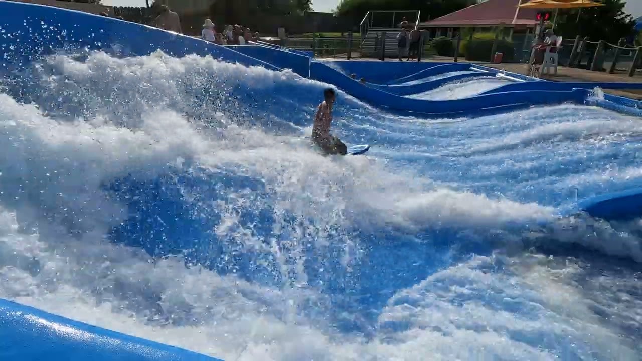 flowrider-nick-11-at-soak-city-kings-island-youtube