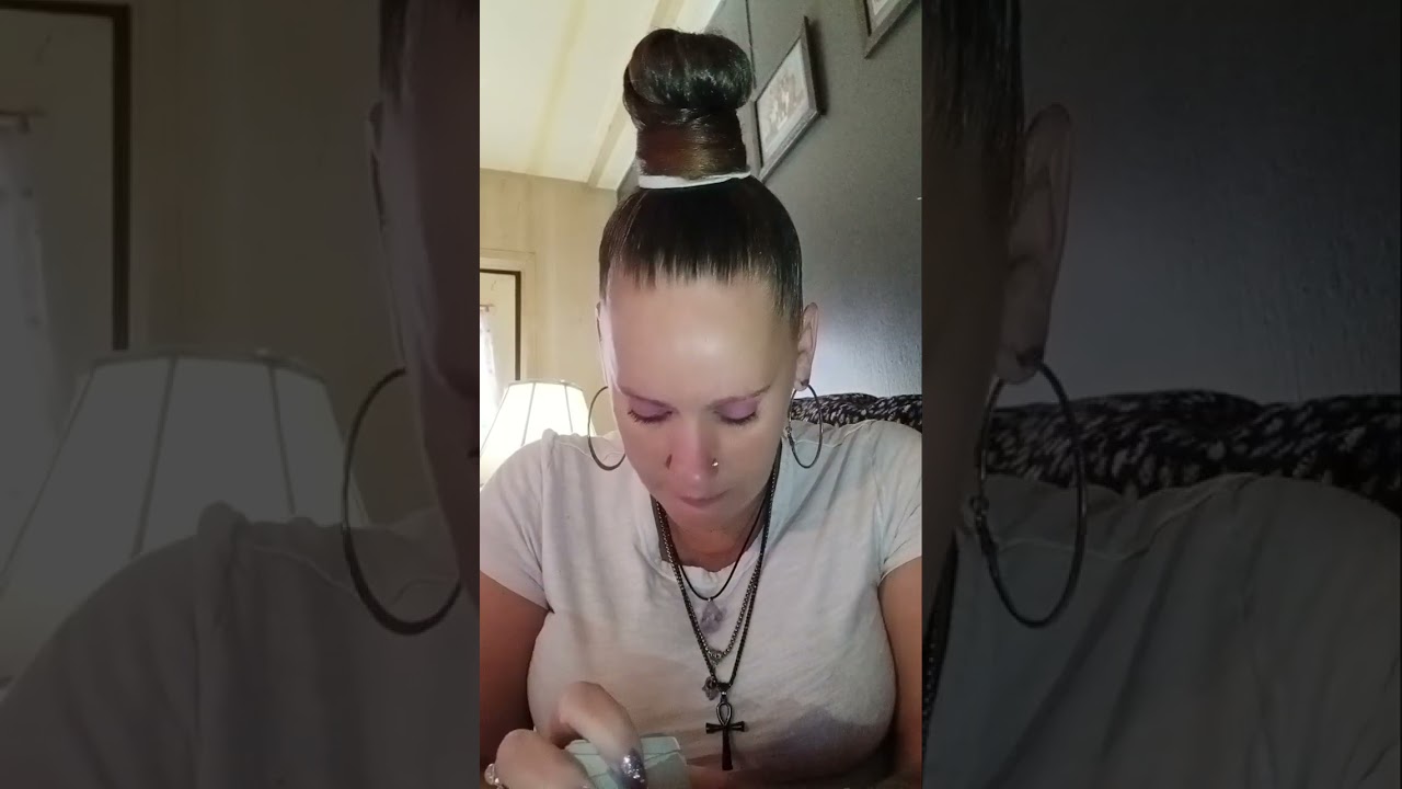 Нет, пожалуйста, прекратите меня разоблачать 😤😡, вмешалась полиция, совращение детей