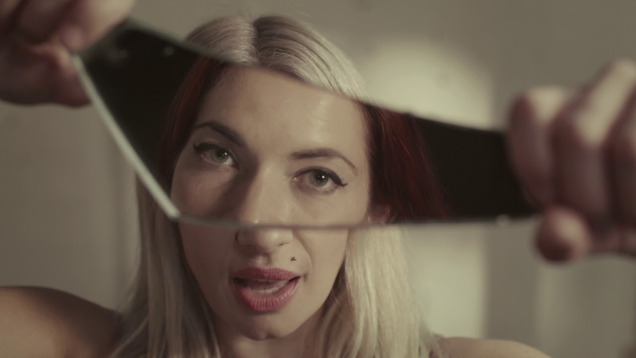 Erin K - Frame to Freeze