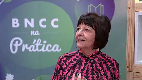 O que deve conter no projeto político pedagógico da escola?