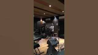 Intro Echo to Mad - Isyana Saravasti and The Tutties