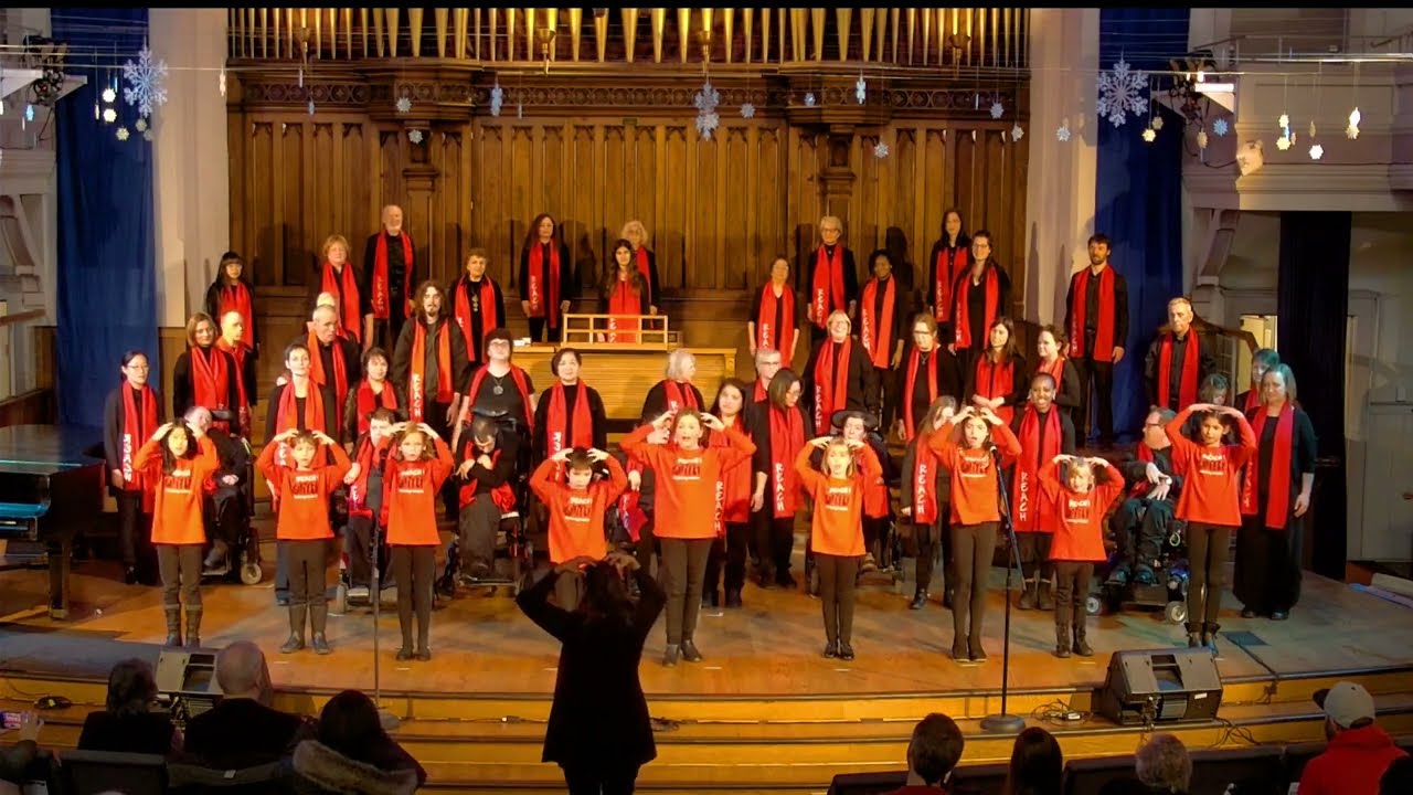 REACH! performers sing "I Am the Earth"