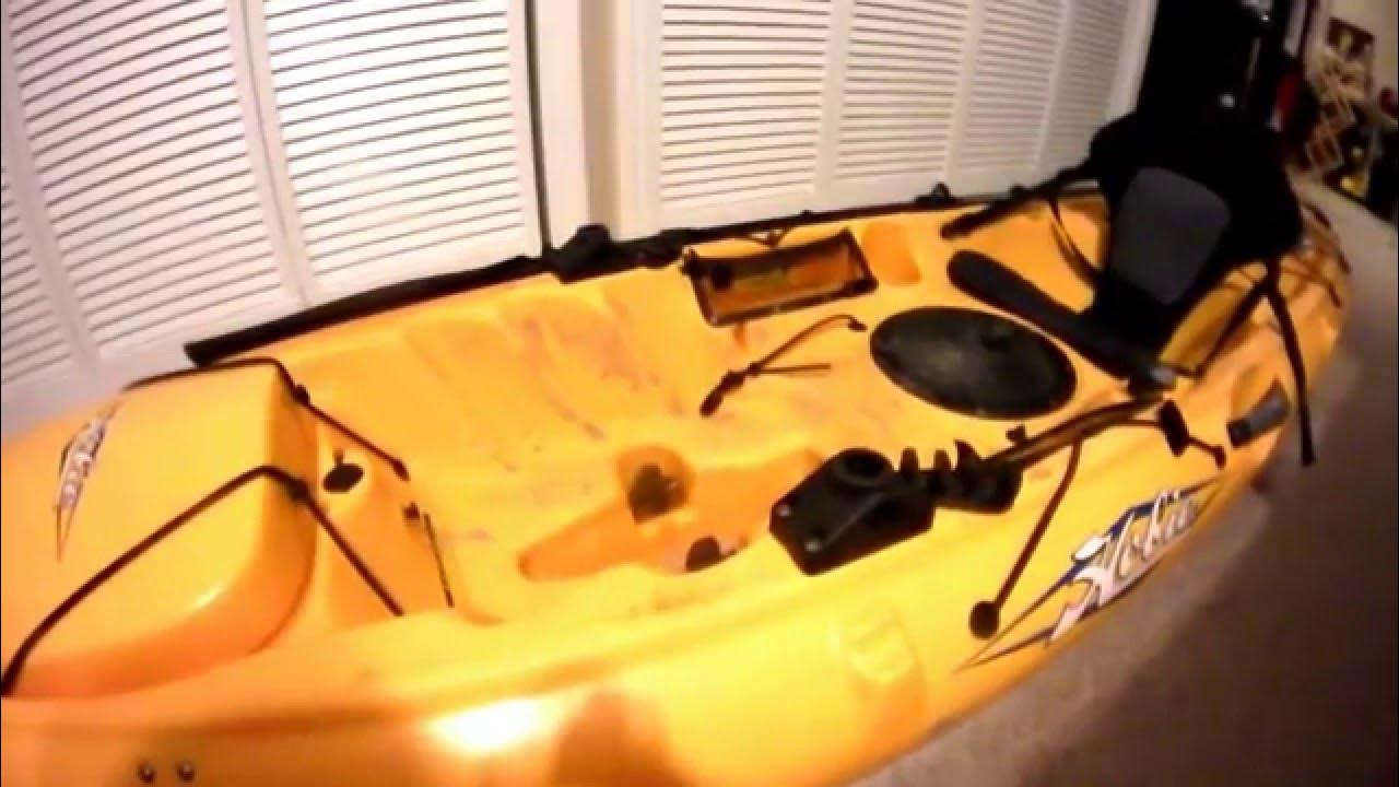 Lowrance Elite5 HDI installation on the Hobie Revolution 13 "Lowrance