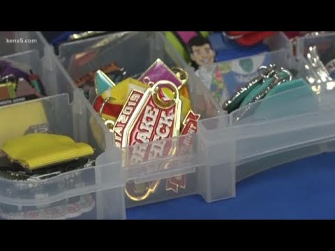 entertainment weekly ซับไทย The Fiesta medal weigh-in is on, bringing collectors together