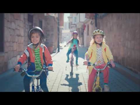 Danone Kafam Rahat Reklamı Sütlü Atıştırmalıklar 2017