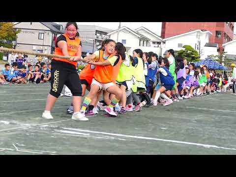 神山連区運動会2015綱引き（女子）