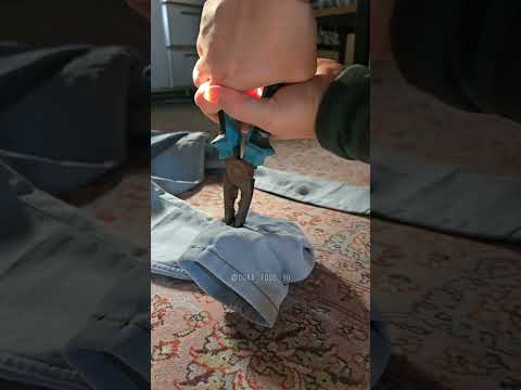 طريقة ازالة القطعة البلاستك من الملابس دعاء حسن Reels اكسبلور Explore نصيحة في دقيقة