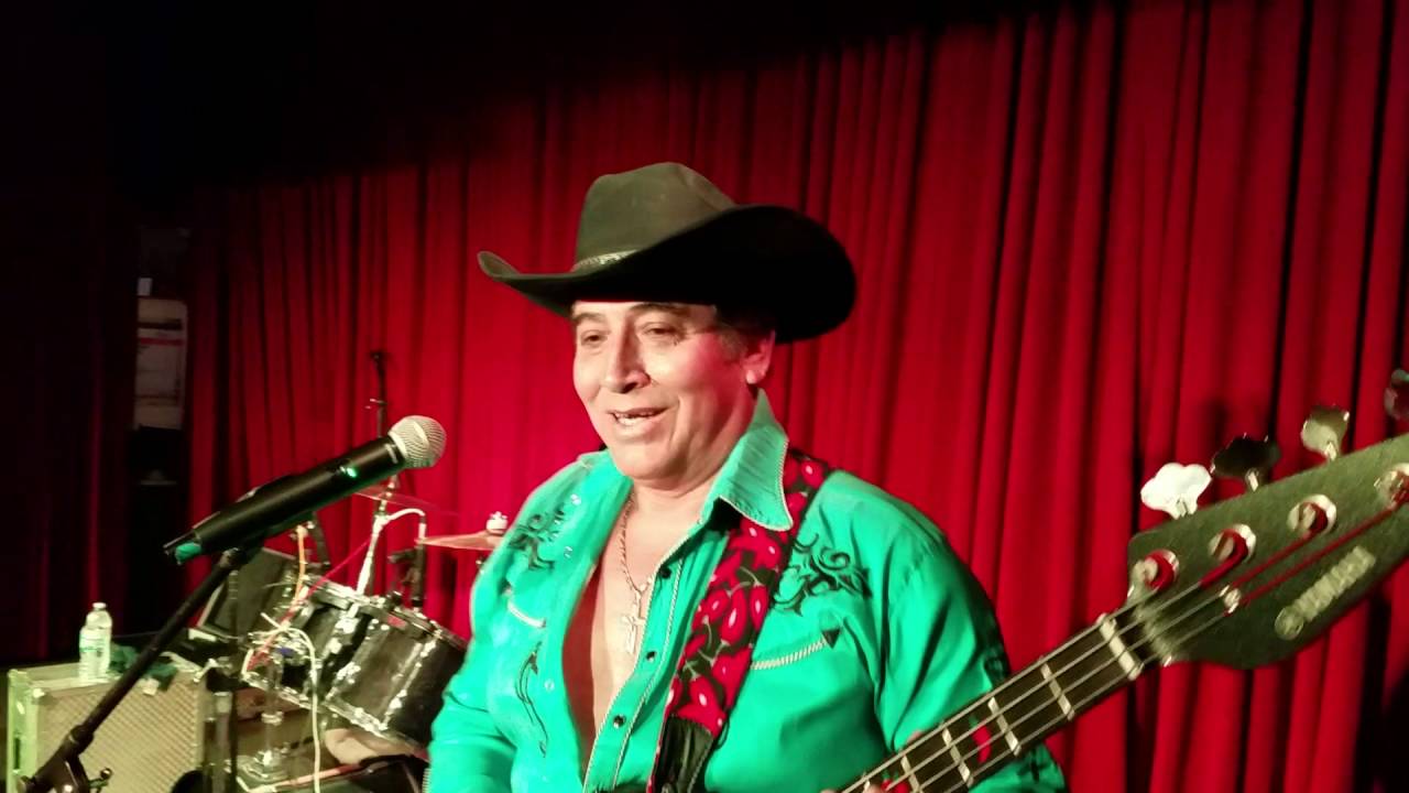 LOS HIJOS DEL PUEBLO- EL BOTECITO