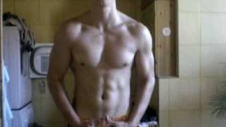 Awesome chest shaking and ripped German Guy - Showing his sexy body and shakes his chest muscles