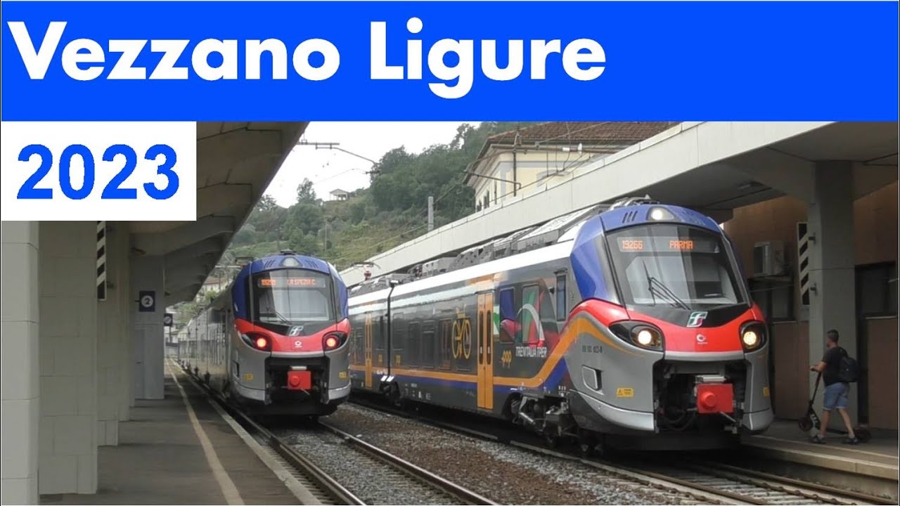 Treni alla Stazione di Vezzano Ligure - Trenitalia, Mercitalia & MEDWAY