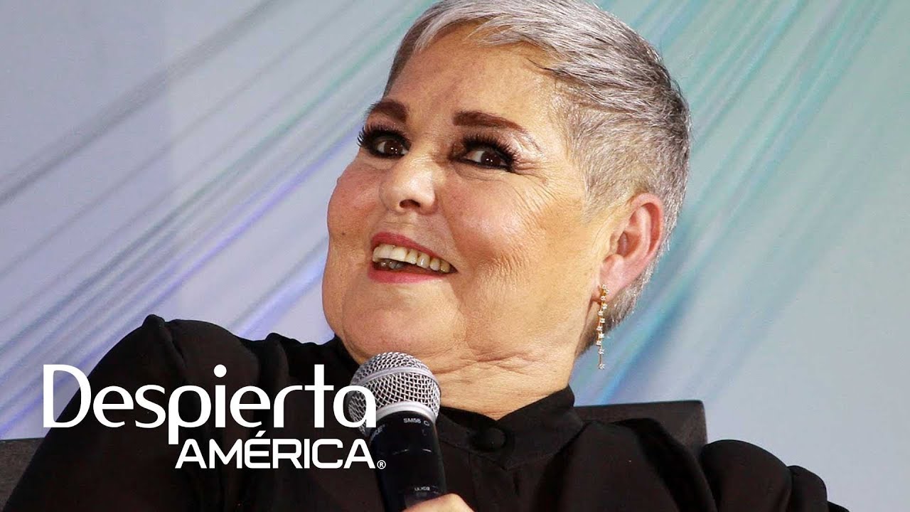 Lupita D'Alessio admite que aún se pone nerviosa cuando sale a cantar justiciar