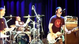 Not Your Savior & Dumb Reminders [HD], by No Use For A Name (@ Melkweg, 2010)