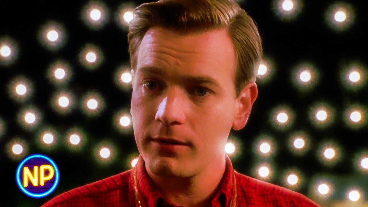 ⁣Stumbling Upon a Ghost Town | Big Fish (2003) | Now Playing