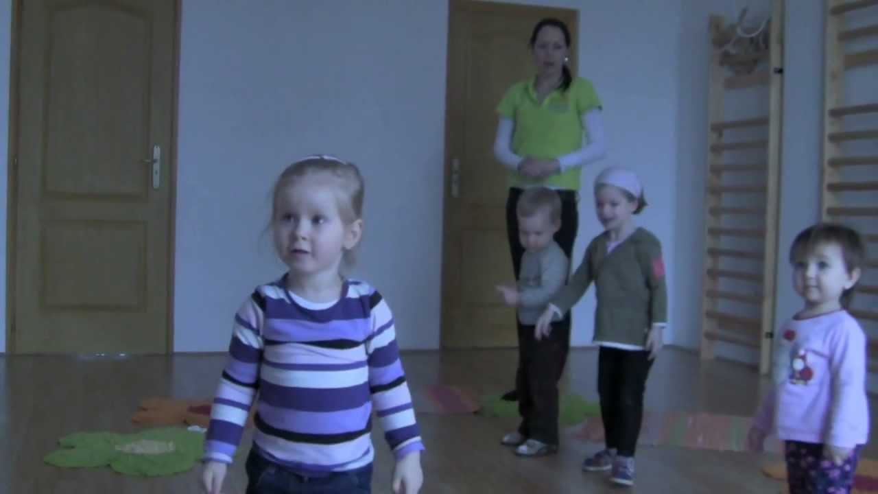 Csiperke minibölcsi - Én kis kertet kerteltem - a zenebölcsiben