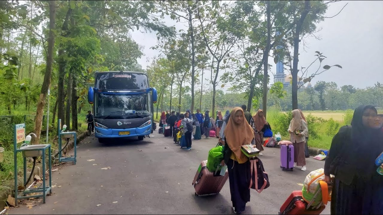 KETIBAAN SANTRI AL ZAYTUN DARI BELAJAR DI MASYARAKAT SEMESTER GANJIL 2023